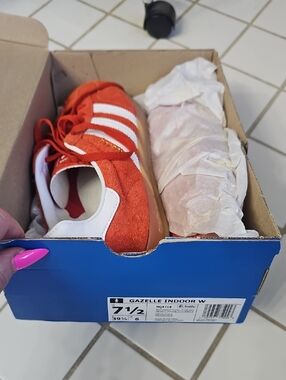Brand New Womens Adidas Gazelle Indoor Sneakers - Orange & White